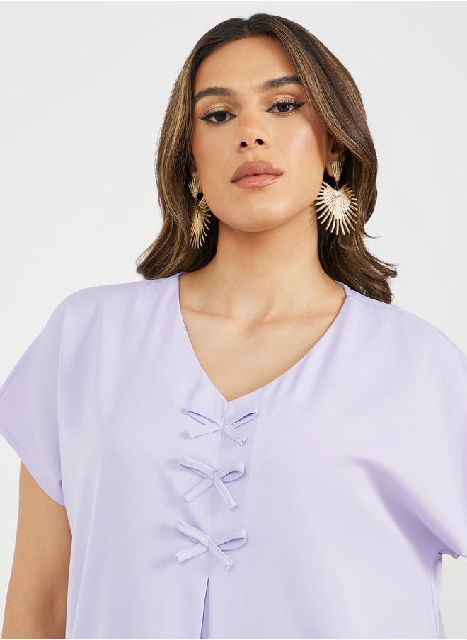 Styli - Solid V Neck Jalabyia with Bow Detail - Image 1