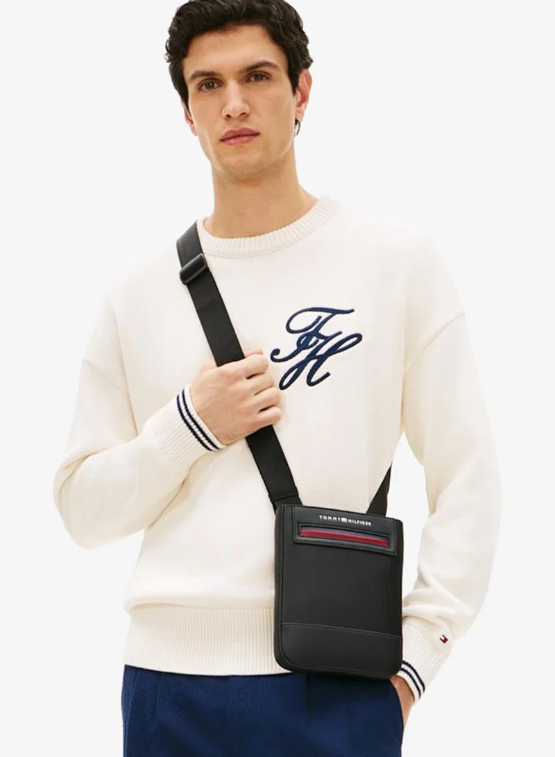 TOMMY HILFIGER Metal Logo Crossbody Bag
