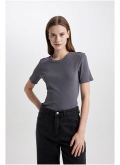 Woman Slim Fit Crew Neck Knitted Short Sleeve T-Shirt