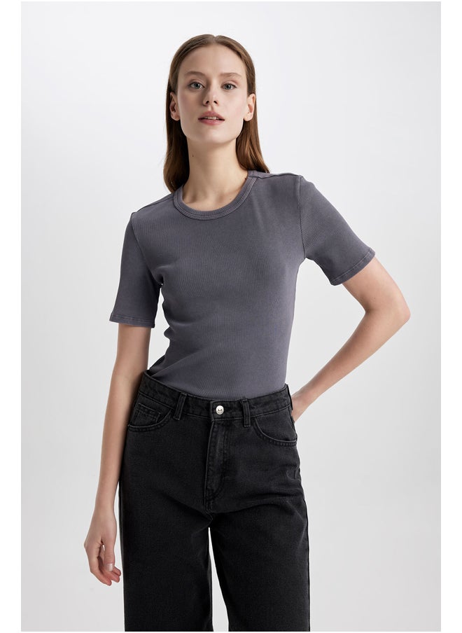 DeFacto - Woman Slim Fit Crew Neck Knitted Short Sleeve T-Shirt - Image 1