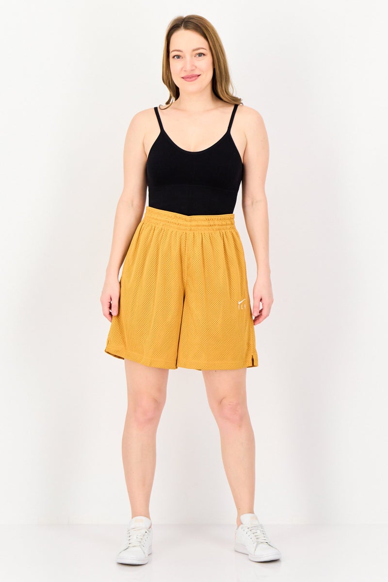 Nike شورتات كرة السلة للنساء بتقنية دري فيت، أصفر خردلي - Image 4