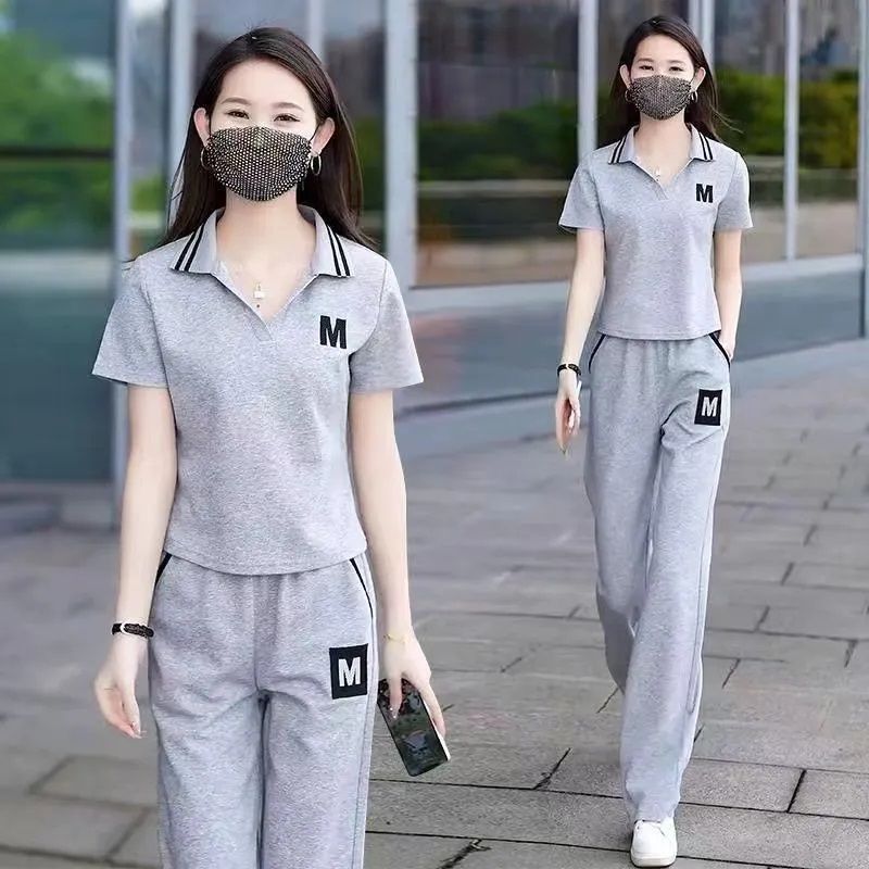 Casual Suit, Slimming, High-End, 2026 New Short-Sleeved Summer Sportswear, Age-Reducing, Stylish, Fashionable Two-Piece Set for Women - Image 2