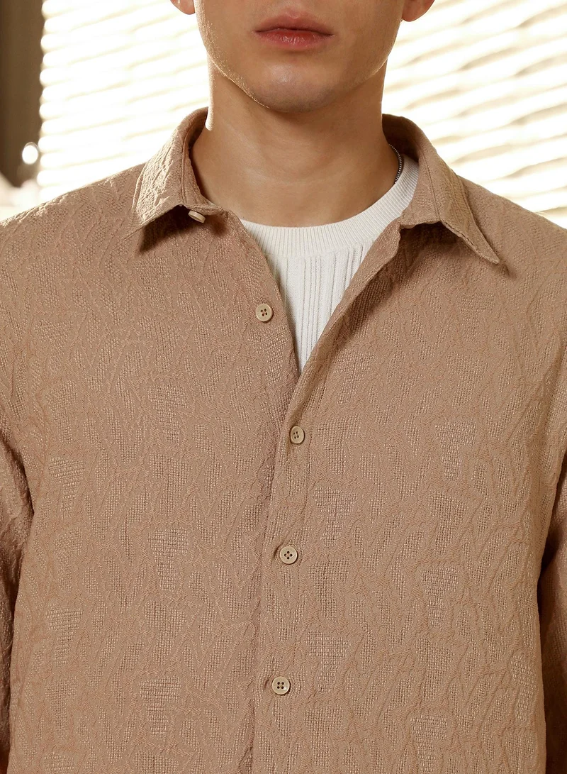 Campus Sutra Campus Sutra Men's Sand Beige Geo-Abstract Jacquard Shirt | Spread Collar , Long  Cuffed Sleeves , Button Closure | Solid Jacquard | Cotton-Blend Shirt For Casual Wear