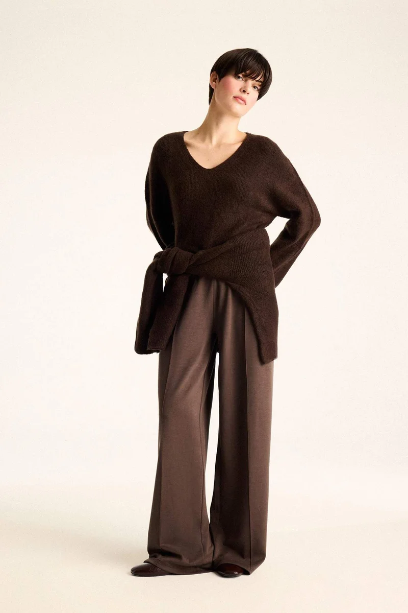 ديفاكتو Regular Fit V-Neck Pullover