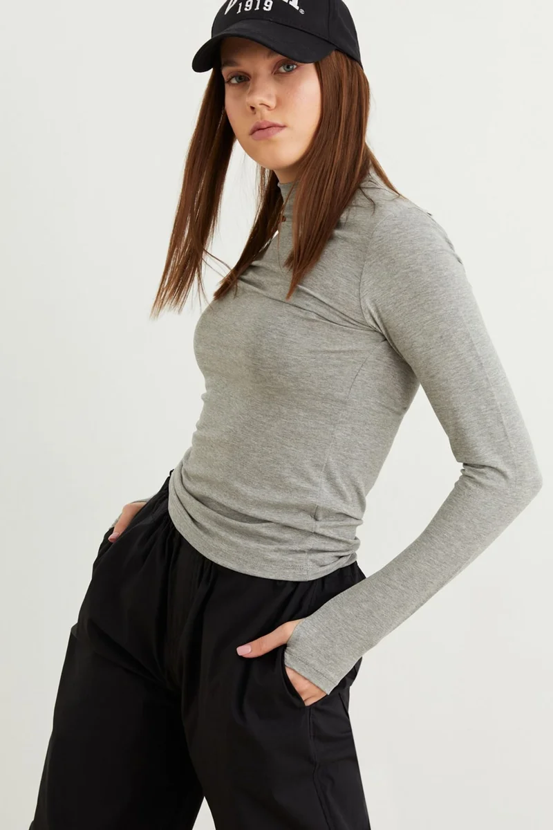 بيبانتولون BIPANTOLON Women's Slim Fit Half Turtleneck Bodysuit