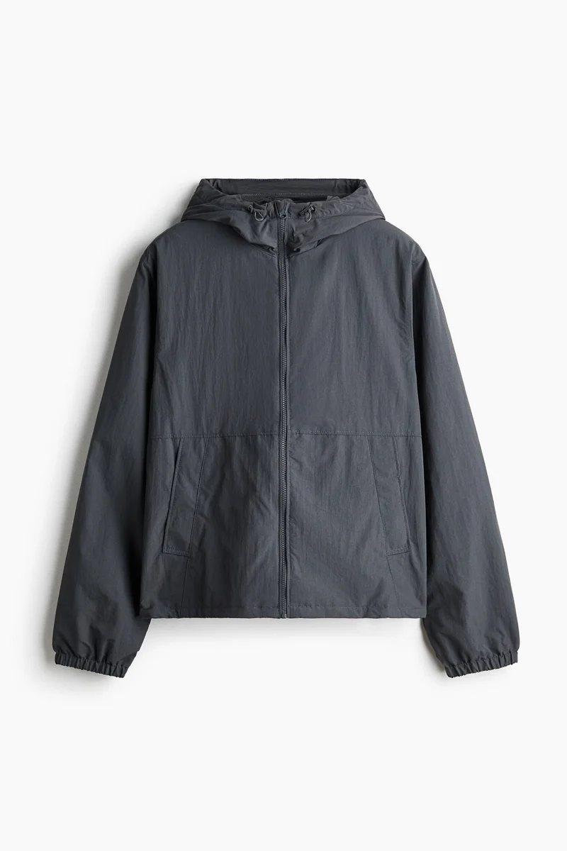 Water-repellent nylon windbreaker