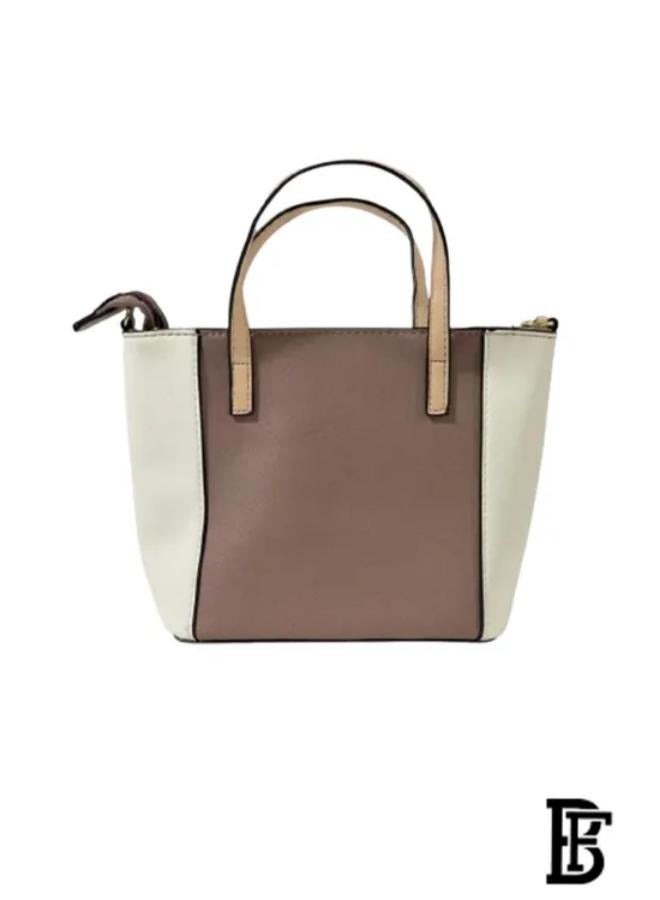 GUESS A distinctive Guess bag for women  - Image 2