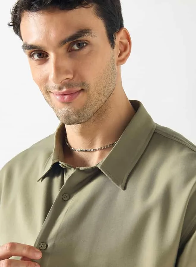 Iconic Iconic Regular Fit Shirt with Collar and Long Sleeves