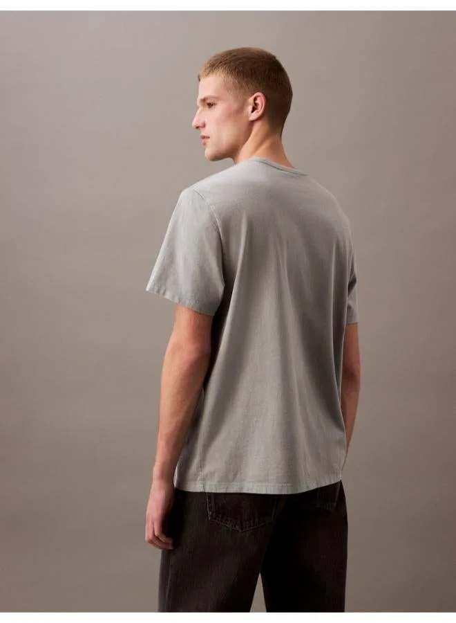 كالفن كلاين جينز تيشيرت أساسي بياقة دائرية