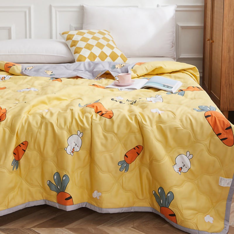 Cooling Blanket 180x200cm Breathable Lightweight Summer Comforter - Machine Washable Polyester Portable Blanket for Home, Work or Travel - Image 4