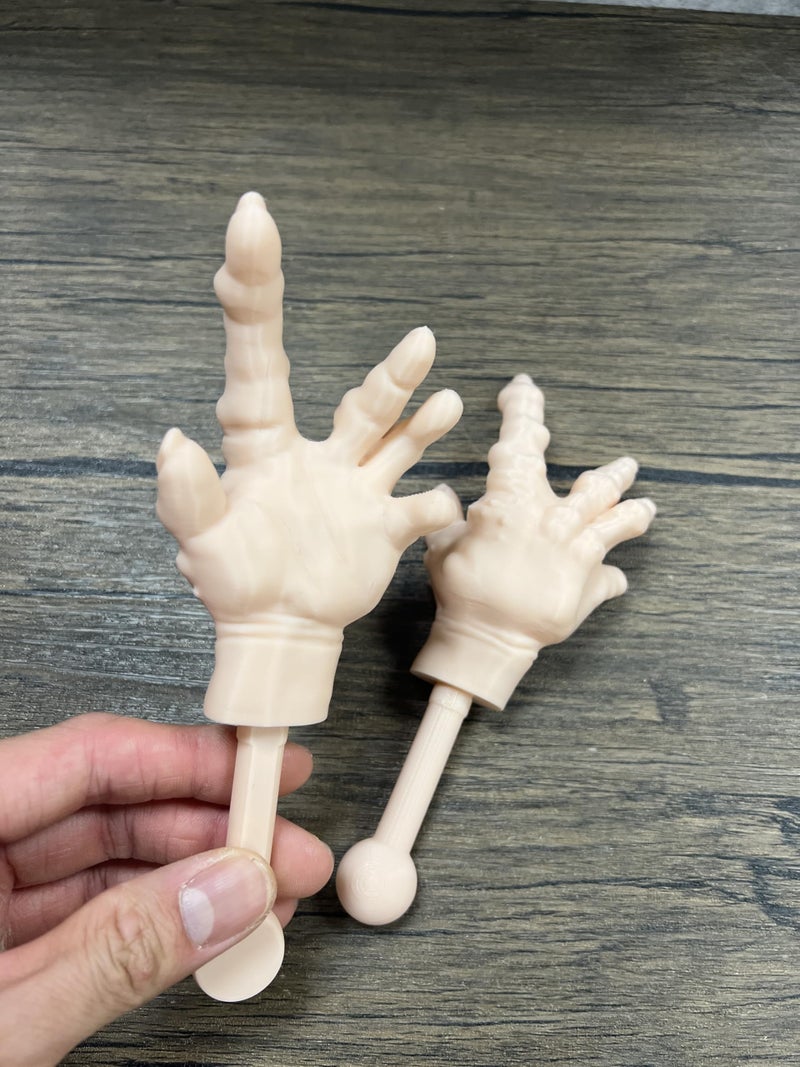 Munnygrubbers - 1 Pair Tiny Hands with Sticks - Mini Little Hand Stick Puppet - Halloween Costume - Strong Hand Prop - Scary Movies - Novelty Gift - TikTok Famous - (Creepy 1x Set) - Image 4