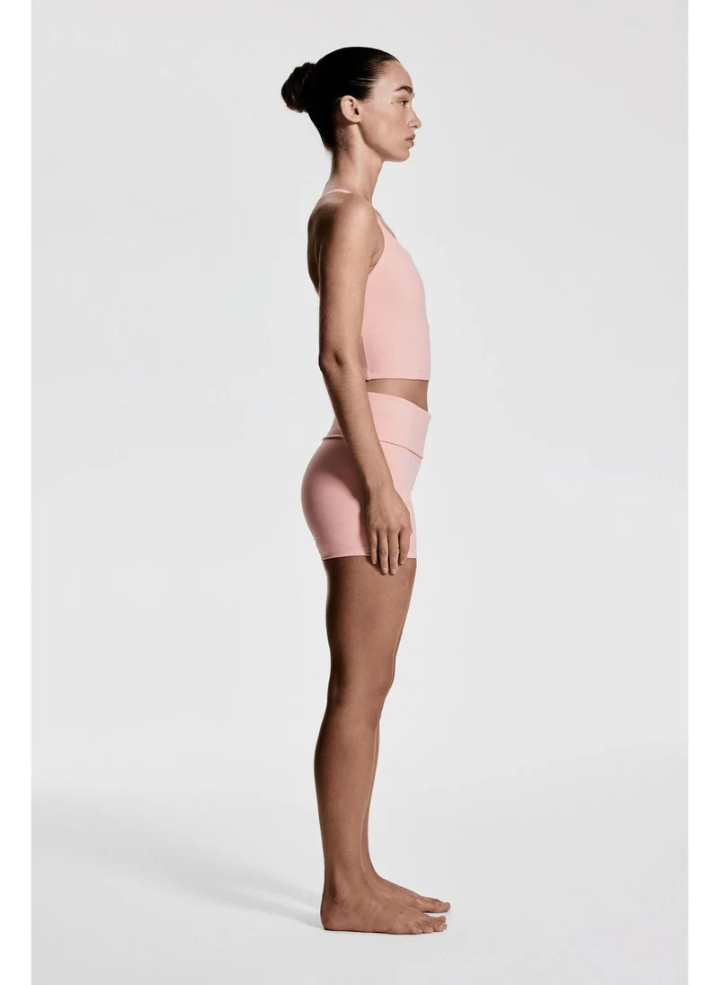 H&M Medium Support Yoga bra with SoftMove