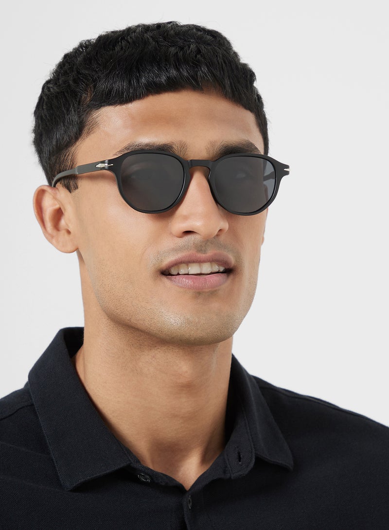 GUESS Uv Protected Shaped  Sunglasses - Image 5