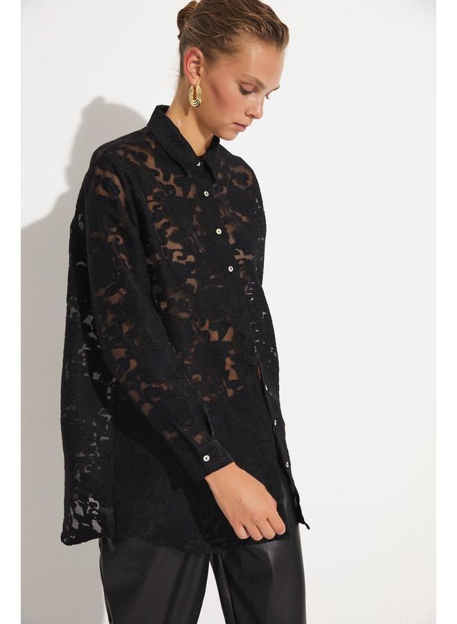 JUNE Women Exclusive Boyfriend/ Wide Fit Viscose Blend Transparent Detailed Shirt Black - Image 3