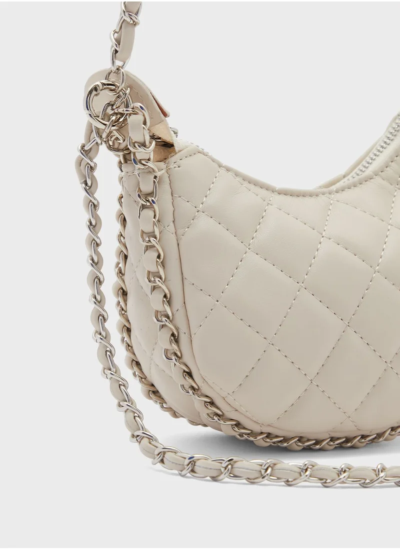 جينجر Quilted Crossbody Bag With Chain