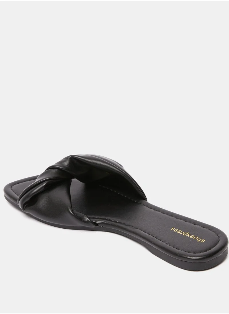 shoexpress Solid Open Toe Slip-On Flat Sandals