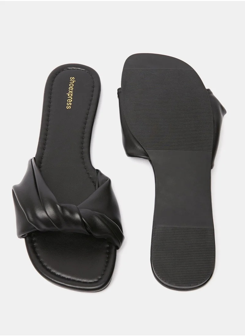 shoexpress Solid Open Toe Slip-On Flat Sandals