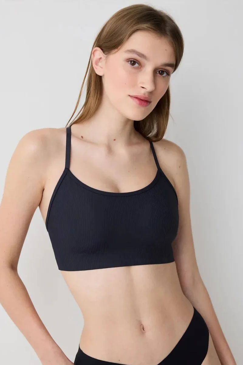 بنتي PENTI Ribbed Micro Bonding Top