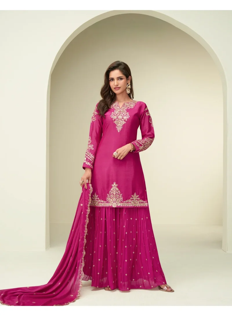 أميا Chinon Silk Embroidered Suit Collection