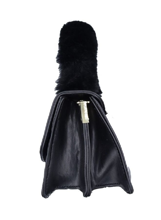 Stylist Hand Bag With Fur Handle