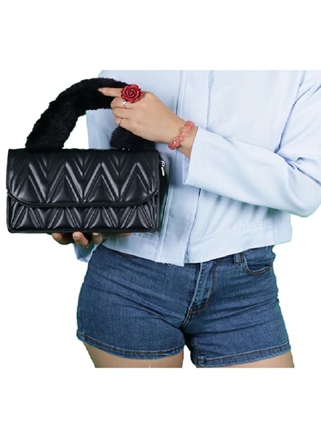 Stylist Hand Bag With Fur Handle