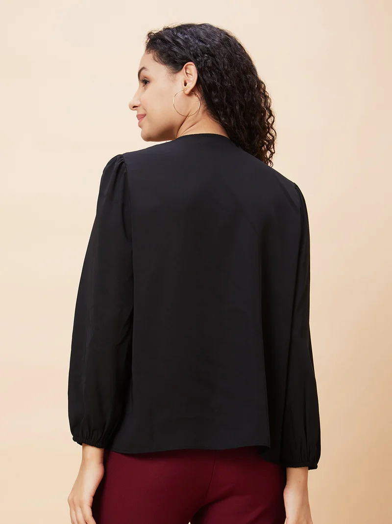 globus Women Tie Up Neck Puffed Sleeves Crepe Top