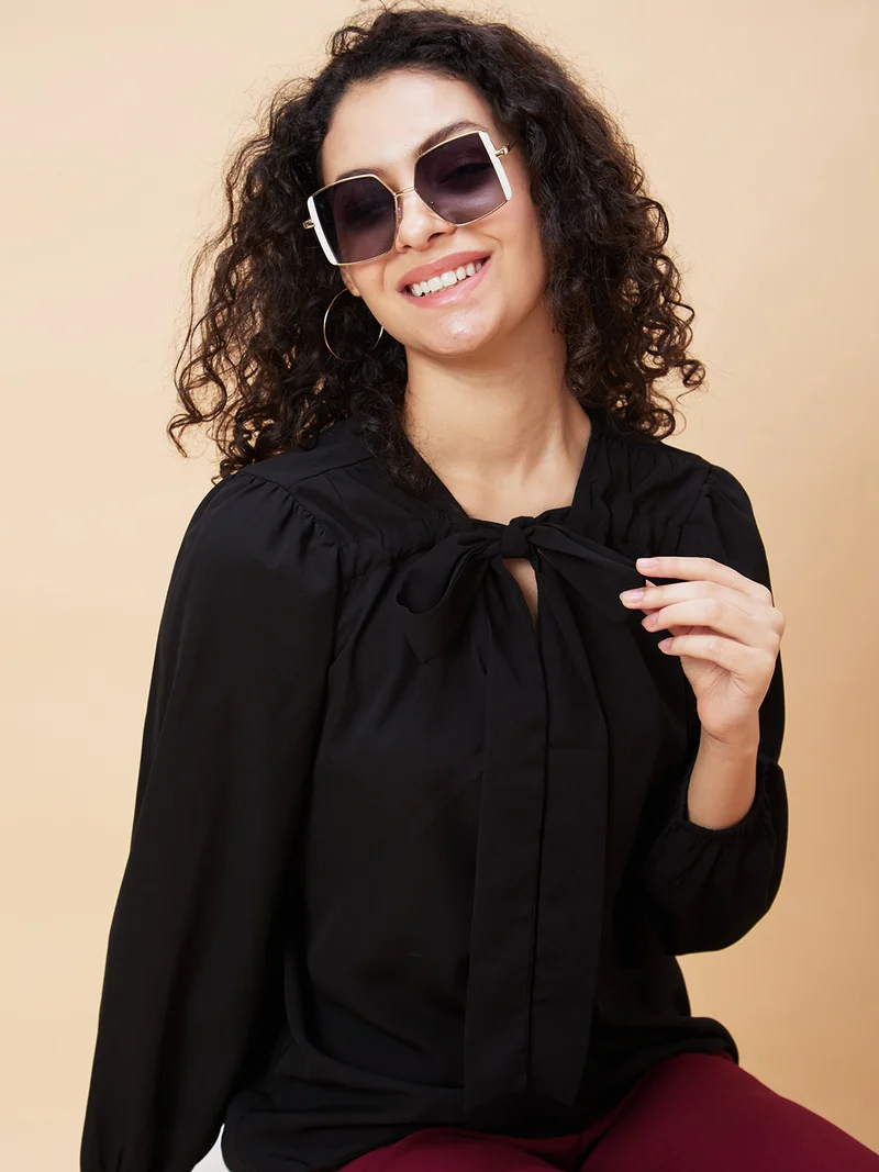 globus Women Tie Up Neck Puffed Sleeves Crepe Top