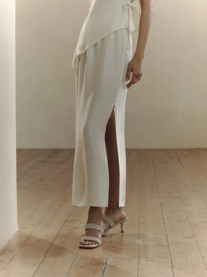 Lichi Straight maxi skirt from textured fabric