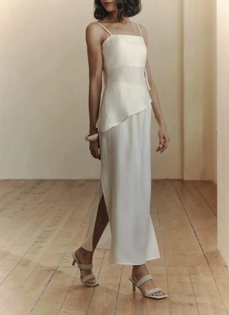 Lichi Straight maxi skirt from textured fabric