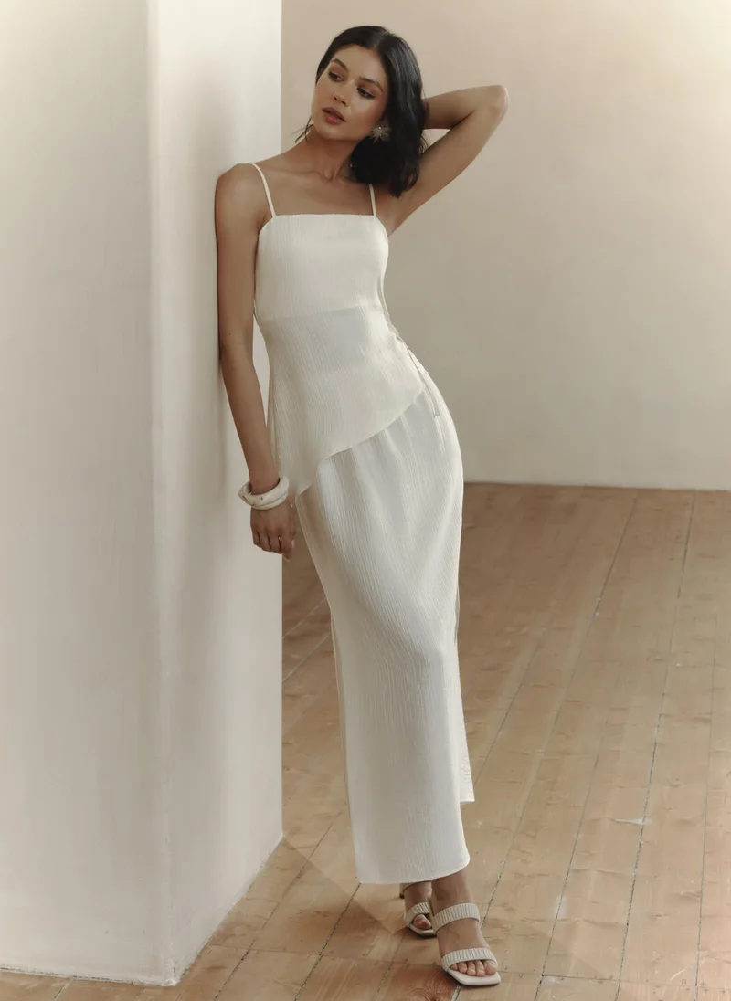 Lichi  Straight maxi skirt from textured fabric for Women | Best Price UAE