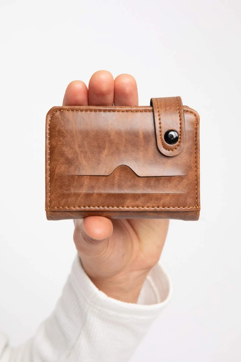 ديفاكتو Man Faux Leather Wallets