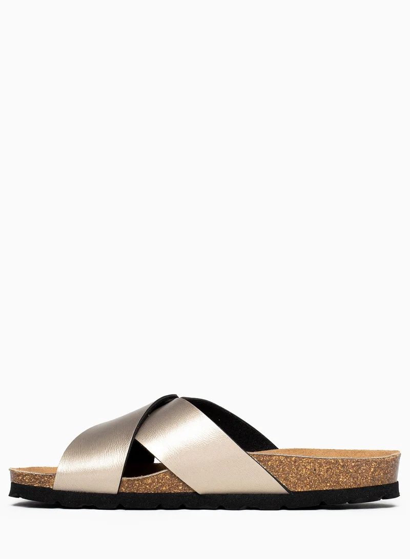 بيتون إيرا صنادل مسطحة