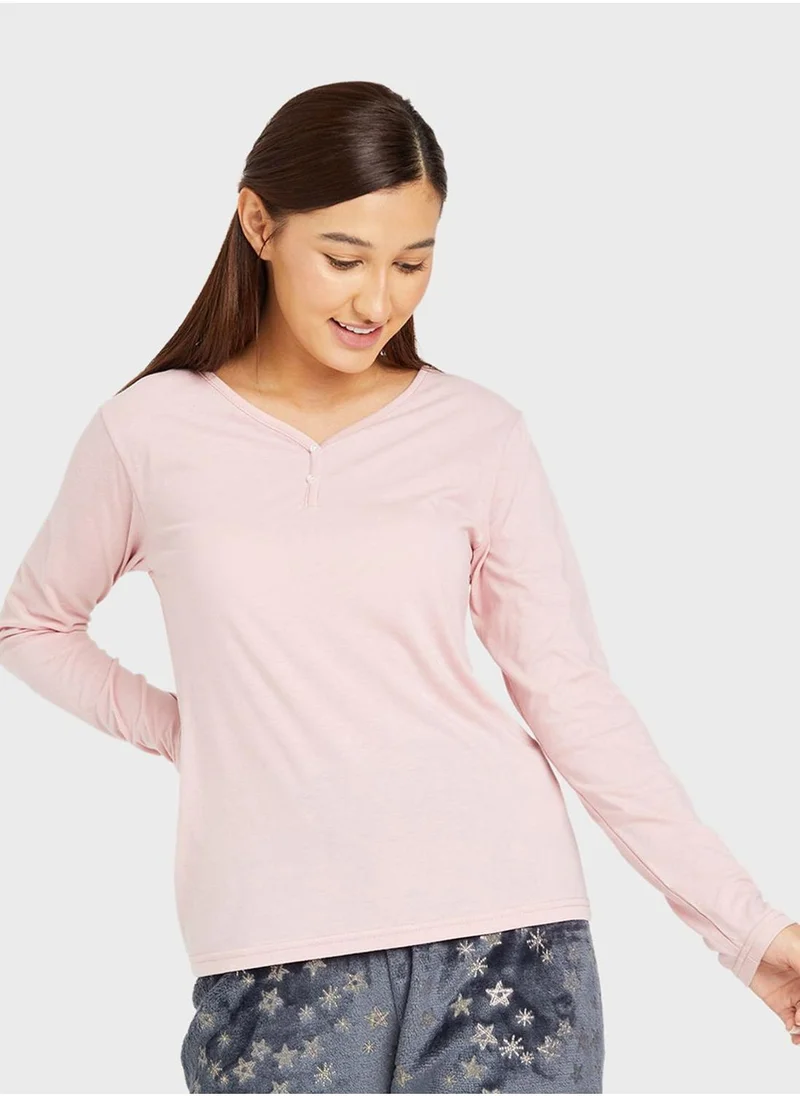 Styli V-Neck T-Shirts