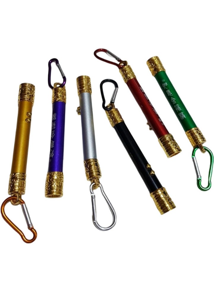 Keychain with flashlight in different lighting patterns in several colors - Image 3