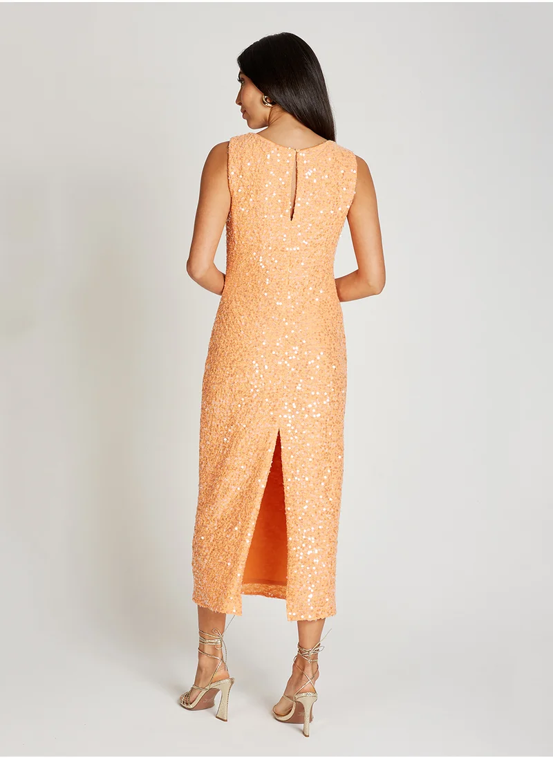 Little Mistress Crew Neck Maxi Dress