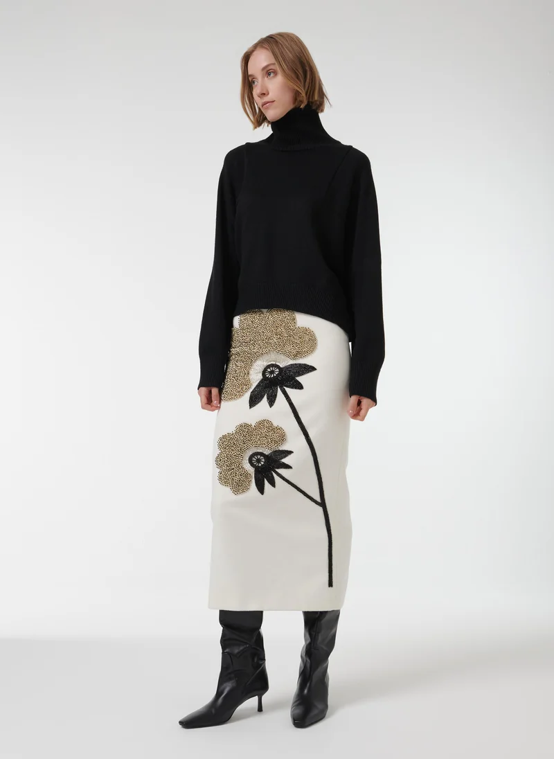 ليم كنزة واسعة بياقة عالية