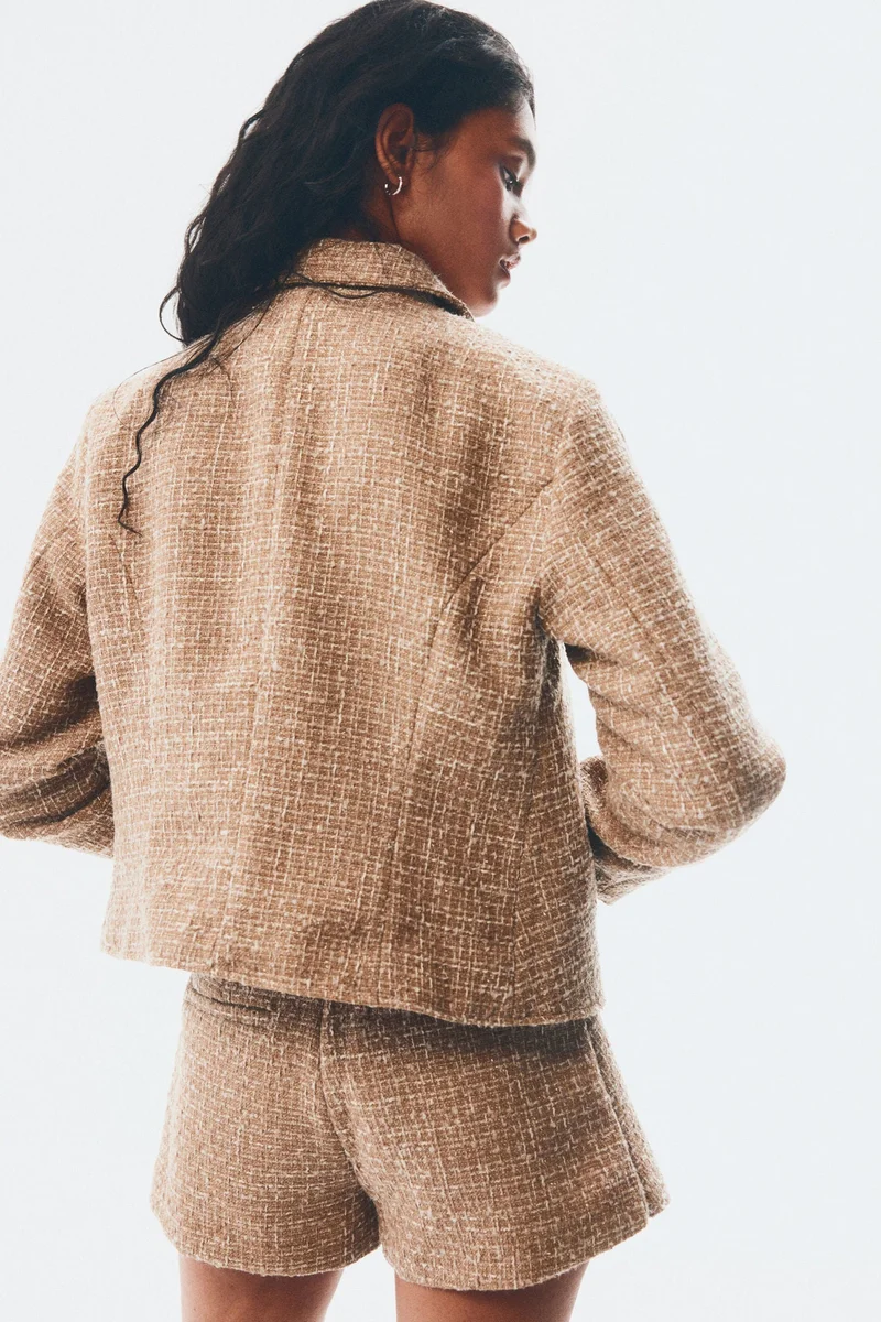 اتش اند ام جاكيت من نسيج بارز الملمس