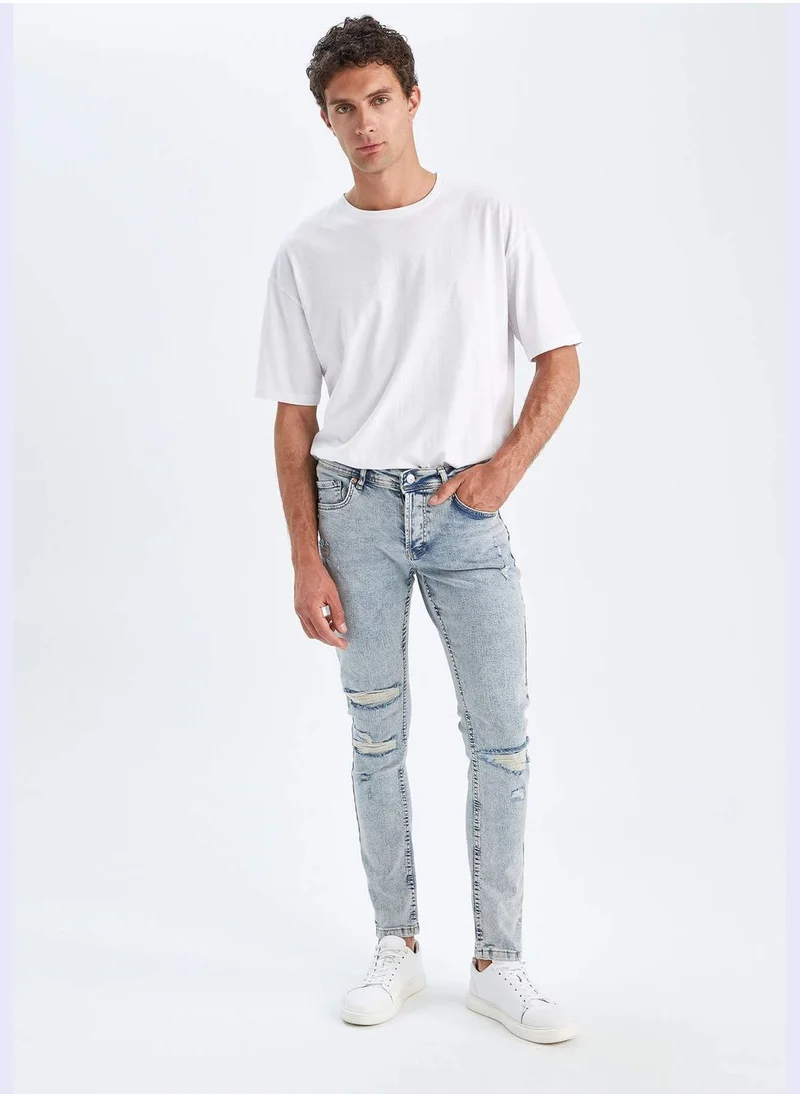 DeFacto Skinny Fit Distressed Jeans