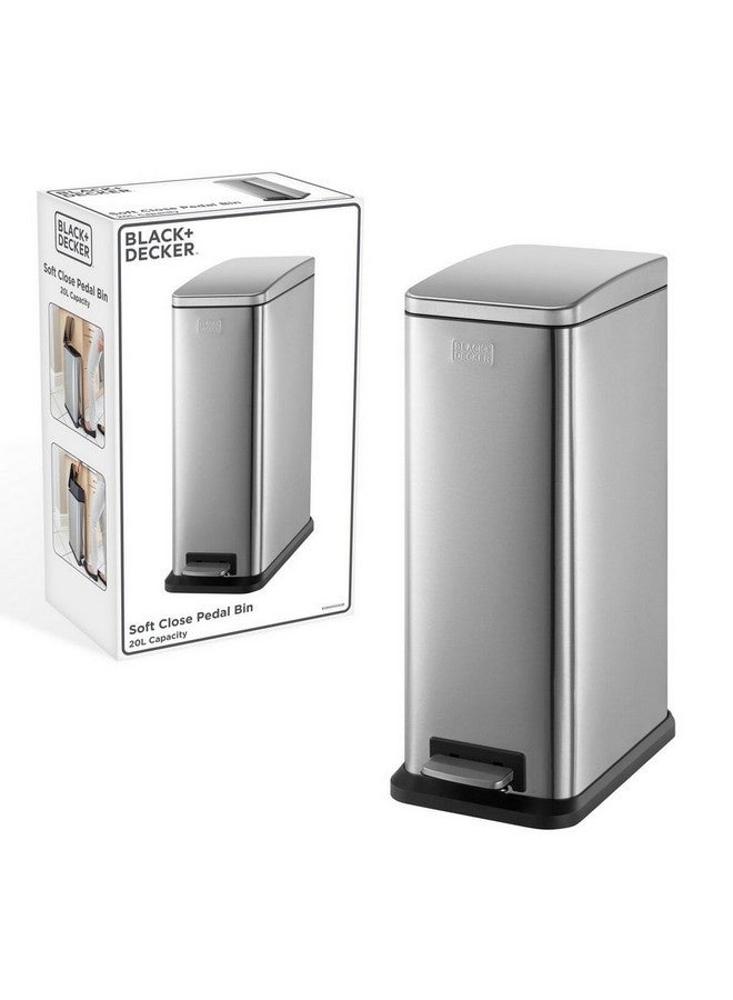 بلاك اند ديكر سلة مهملات بدواسة من الستانلستيل باللونين الفضي والأسود سعة 20 لترًا 61092 - Image 1