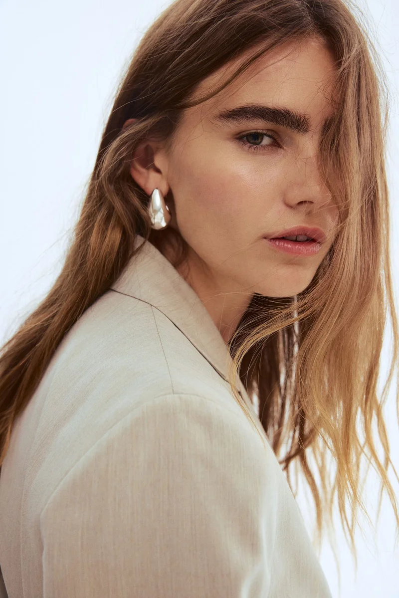 اتش اند ام بليزر ضيق