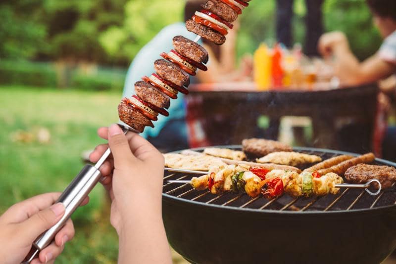 HONSHEN 15.7" Barbecue Skewers,Heavy Duty BBQ Stainless Steel Flat Skewers,set of 10 Pack (15.7 inch Skewers 10p) - Image 2
