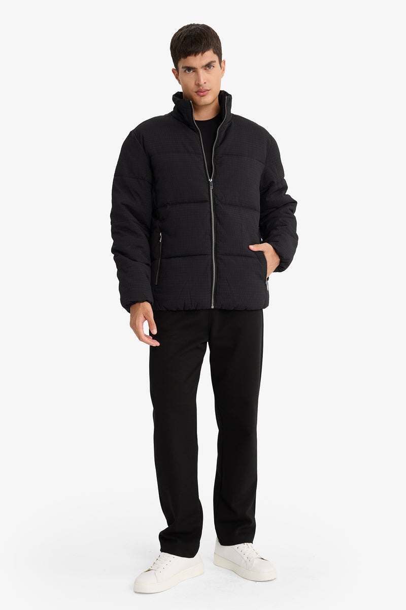 ديفاكتو جاكيت بامب شتوي قصة عادية بياقة عالية - Image 2