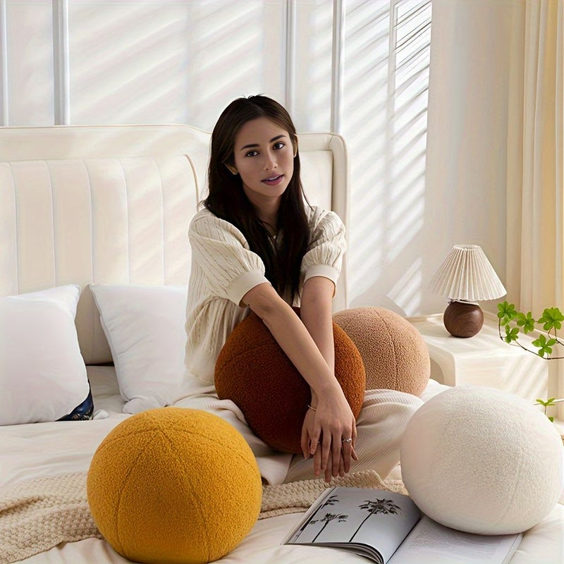 1 Piece 11.81 Inch Round Plush Throw Pillow Black Soft Fluffy Decorative Pillow for Bedroom Living Room Couch Bed Home Decoration - Image 4