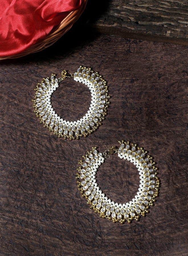 Karatcart Gold Plated Pearl and Kundan Studded Anklets - Image 4