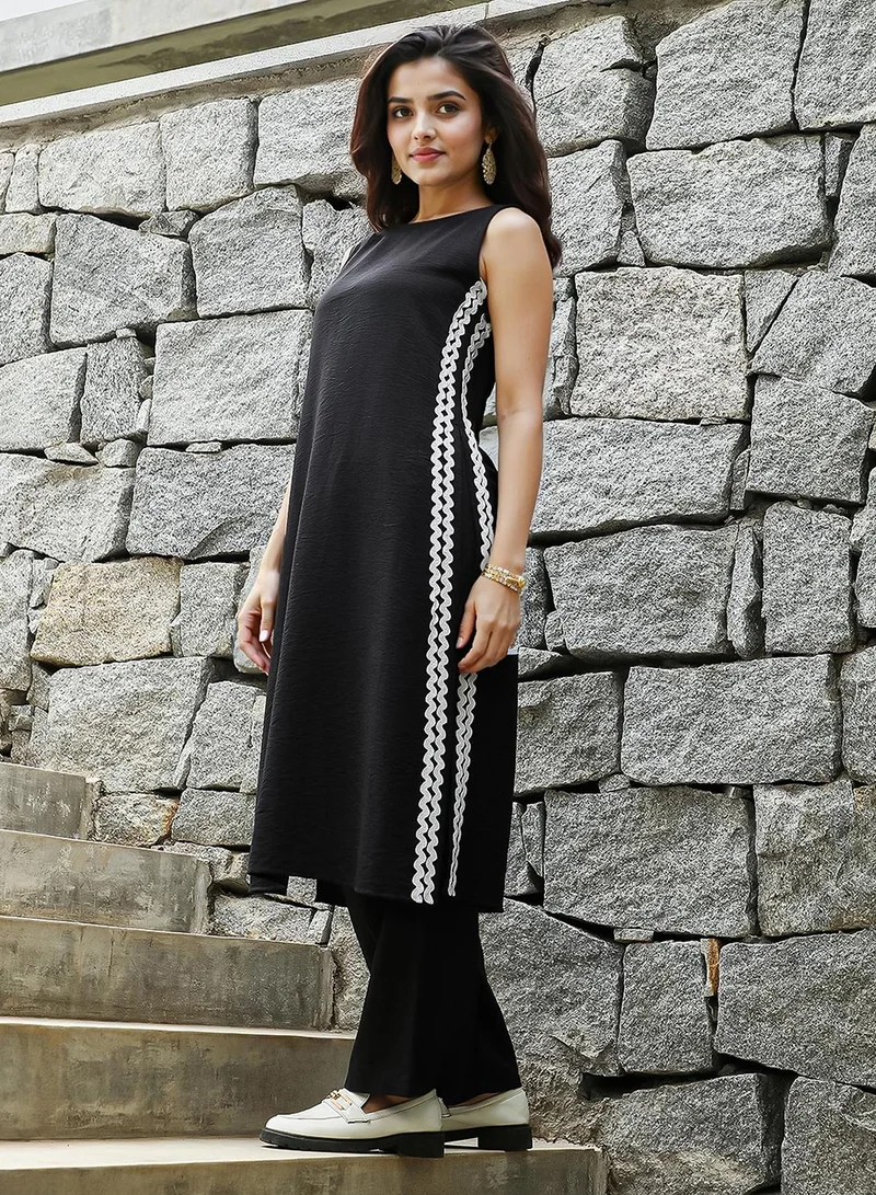 QISSA Women's Raven Black Contrast Swirl Kurta Set