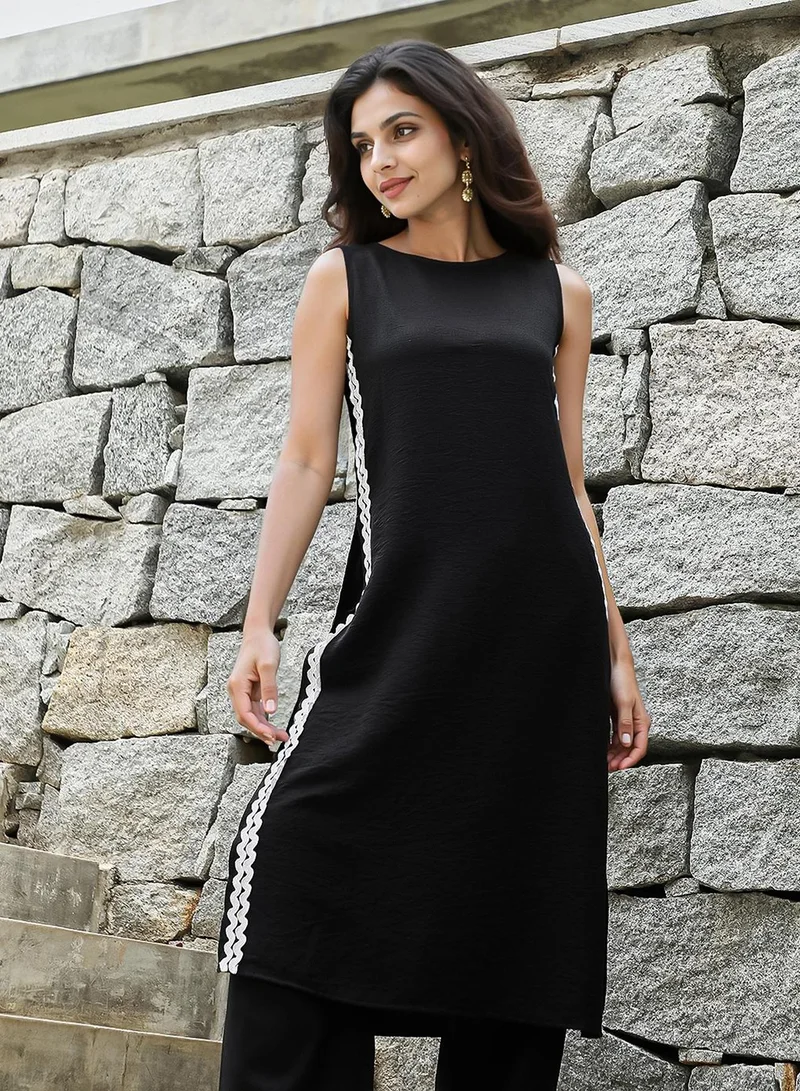 QISSA Women's Raven Black Contrast Swirl Kurta Set
