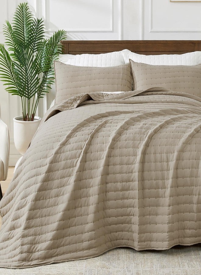 طقم لحاف SUCHBED، مقاس كينج، 3 قطع - غطاء سرير مبطن 106 بوصة × 96 بوصة مع أغطية وسائد، غطاء سرير خفيف الوزن بلون الكاكي بتطريز متقاطع، ديكور سرير مناسب لجميع الفصول - Image 3