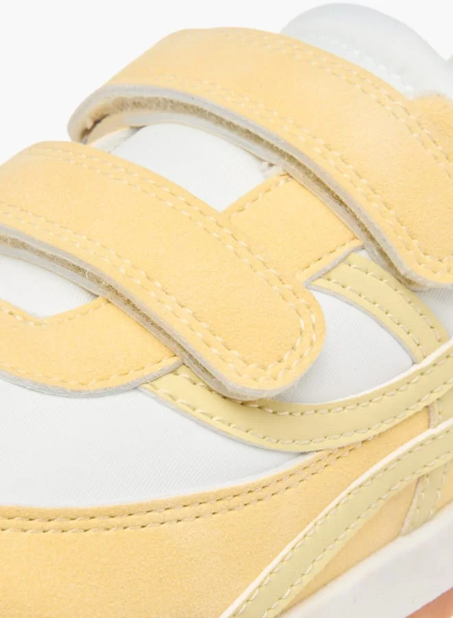 جونيورز Boys Panelled Sneakers With Hook And Loop Closure