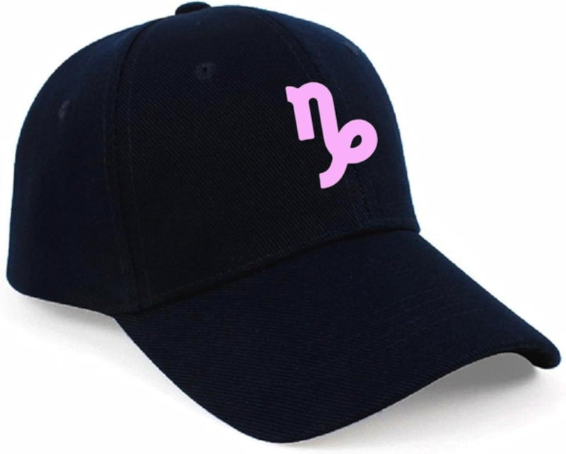 Black CAP printed with distinctive shapes, printed on your zodiac sign (CAPRICORN), in PINK for unisex
