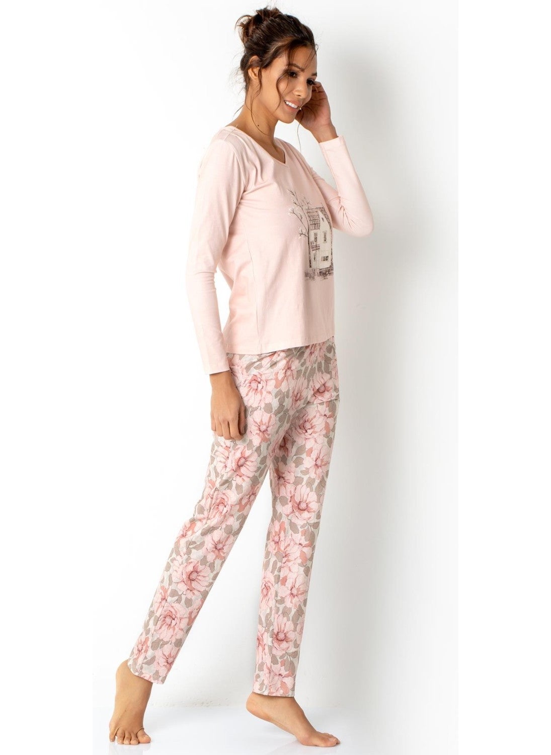 Women's Pajamas Set - pzsku/Z3B2E47ED844324AD1F04Z/45/_/1728062009/a7284938-629b-476d-b803-1459beec2a5e